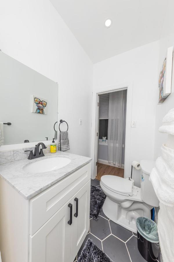 Green Street Apartment Philadelphia